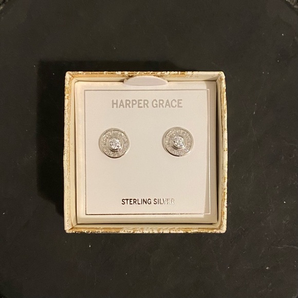 Halo Stud Earrings - Picture 4 of 7